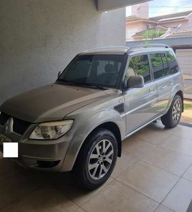 MITSUBISHI-PAJERO TR4-2015