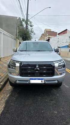 MITSUBISHI-TRITON-2.4 BITURBO DIESEL CD HPE-S 4X4 AUTOMÁTICO MITSUBISHI-TRITON-2025