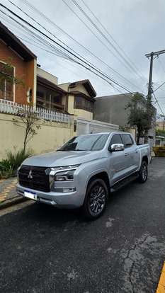 MITSUBISHI-TRITON-2.4 BITURBO DIESEL CD HPE-S 4X4 AUTOMÁTICO MITSUBISHI-TRITON-2025