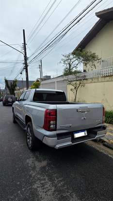 MITSUBISHI-TRITON-2025