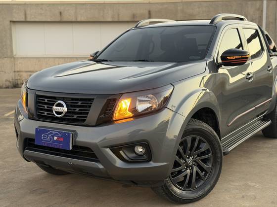 NISSAN FRONTIER 2.3 16V TURBO DIESEL X-GEAR EDITION CD 4X4 AUTOMÁTICO