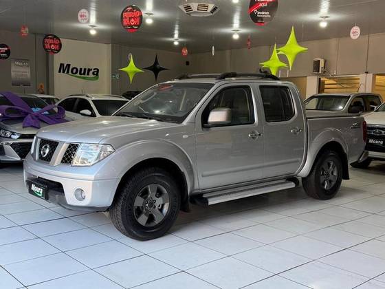 NISSAN FRONTIER 2.5 SEL 4X4 CD TURBO ELETRONIC DIESEL 4P AUTOMÁTICO