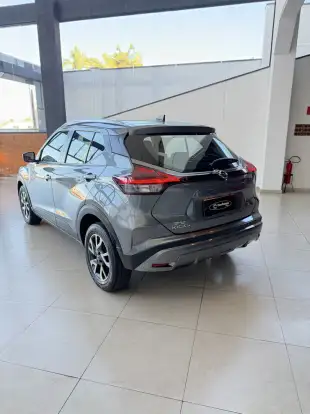 NISSAN-KICKS-2022