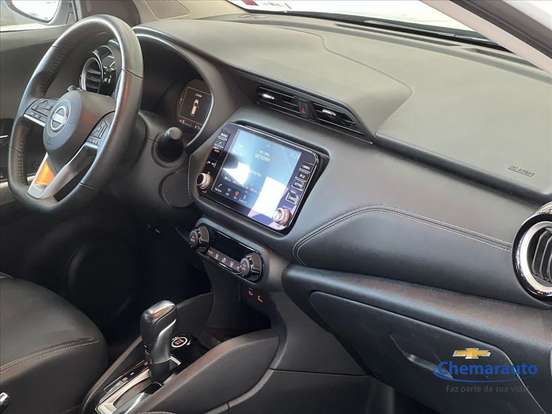 NISSAN-KICKS-2023