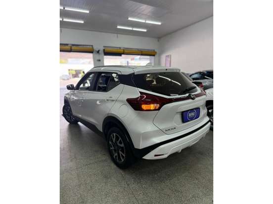 NISSAN-KICKS-2024