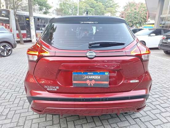 NISSAN-KICKS PLAY-2025