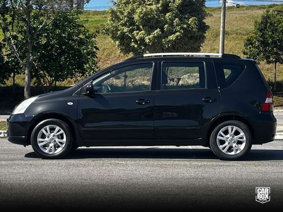 NISSAN-LIVINA-1.8 S 16V FLEX 4P AUTOMÁTICO NISSAN-LIVINA-2014