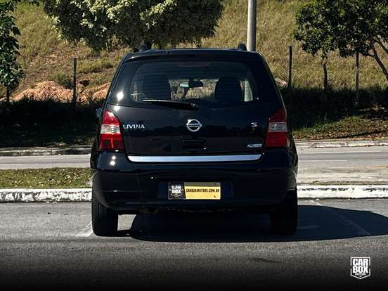 NISSAN-LIVINA-2014