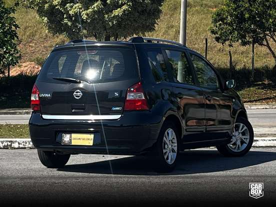 NISSAN-LIVINA-1.8 S 16V FLEX 4P AUTOMÁTICO NISSAN-LIVINA-2014