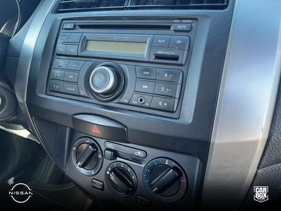 NISSAN-LIVINA-2014