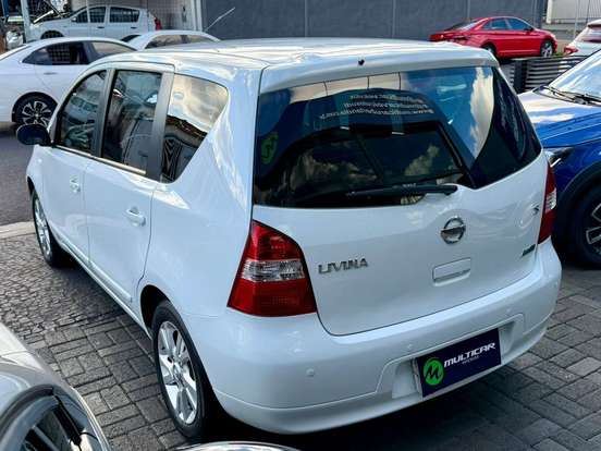 NISSAN-LIVINA-1.8 S 16V FLEX 4P AUTOMÁTICO NISSAN-LIVINA-2012