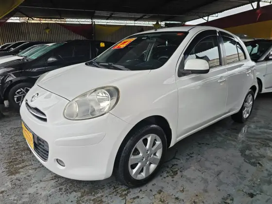 NISSAN MARCH 1.6 SV 16V FLEX 4P MANUAL