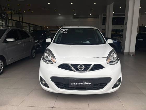 NISSAN MARCH 1.6 SV 16V FLEXSTART 4P XTRONIC
