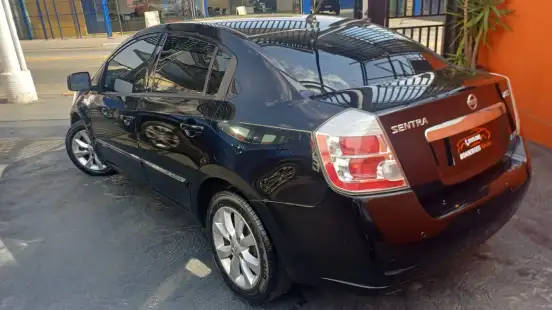 NISSAN-SENTRA-2011