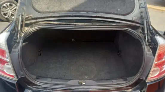 NISSAN-SENTRA-2011