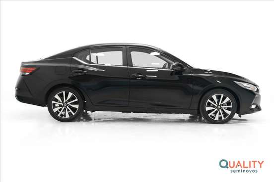 NISSAN-SENTRA-2023