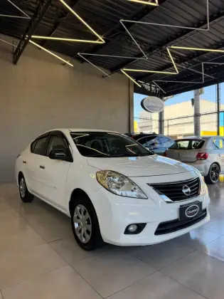 NISSAN VERSA 1.6 16V FLEX S 4P MANUAL
