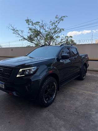NISSAN FRONTIER 2.3 16V TURBO DIESEL PRO4X CD 4X4 AUTOMÁTICO