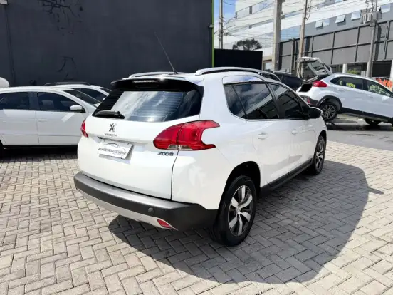 PEUGEOT-2008-2018