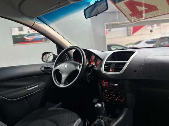 PEUGEOT-207-1.4 ACTIVE 8V FLEX 4P MANUAL PEUGEOT-207-2013