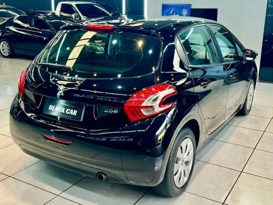 PEUGEOT-208-2013