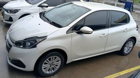 PEUGEOT 208 1.2 ACTIVE PACK 12V FLEX 4P MANUAL