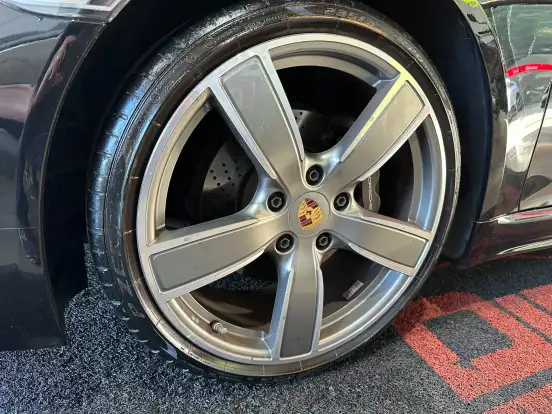 PORSCHE-718-2024