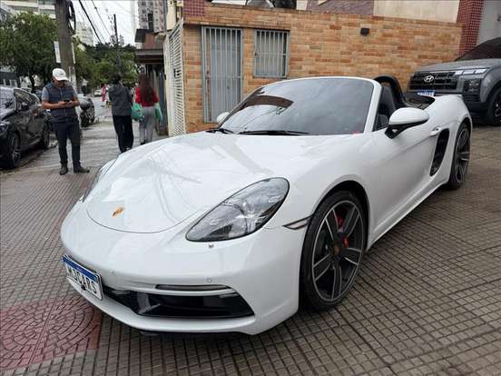 PORSCHE-718-2023