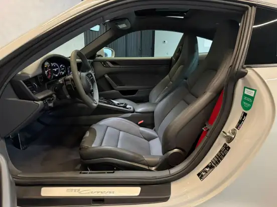 PORSCHE-911-2021