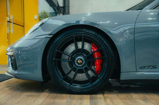 PORSCHE-911-2022