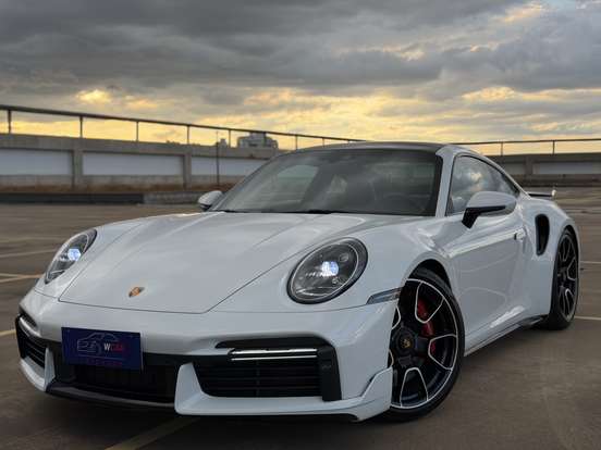 PORSCHE-911-2020