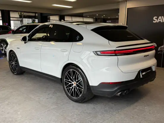 PORSCHE-CAYENNE-3.0 V6 E-HYBRID COUPÉ AWD TIPTRONIC S PORSCHE-CAYENNE-2024