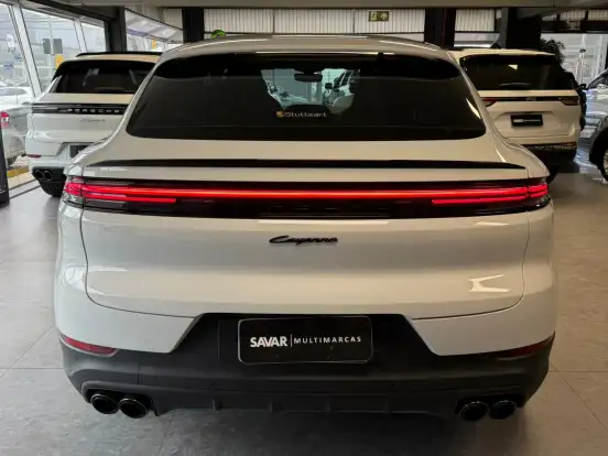 PORSCHE-CAYENNE-2024