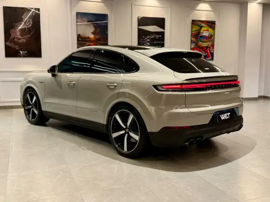 PORSCHE-CAYENNE-2025