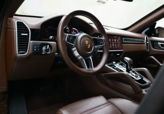 PORSCHE-CAYENNE-2022