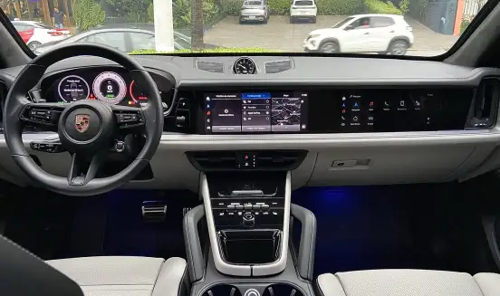PORSCHE-CAYENNE-2024