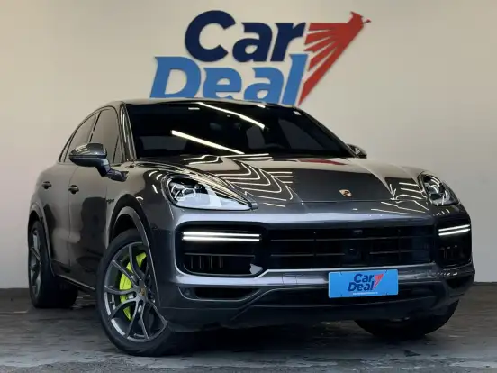 PORSCHE-CAYENNE-2019