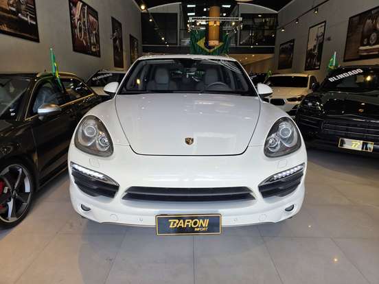 PORSCHE-CAYENNE-2010