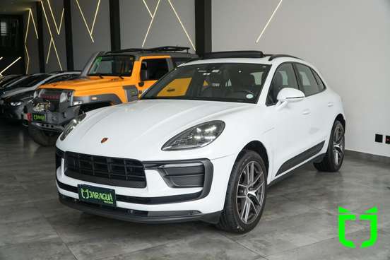 PORSCHE-MACAN-2023