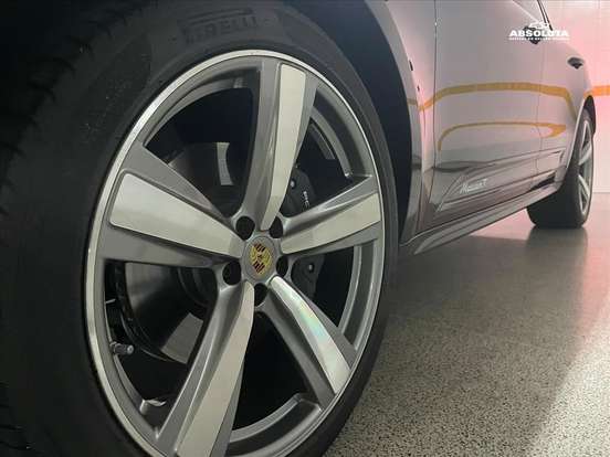 PORSCHE-MACAN-2025