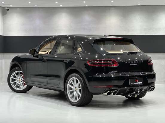 PORSCHE-MACAN-2014