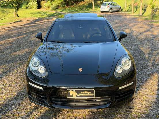 PORSCHE-PANAMERA-2013