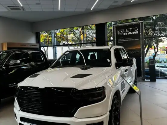 RAM-1500-3.0 HURRICANE 6 BITURBO GASOLINA LARAMIE NIGHT EDITION CD 4X4 AUTOMÁTICO RAM-1500-2025