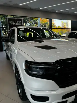 RAM-1500-3.0 HURRICANE 6 BITURBO GASOLINA LARAMIE NIGHT EDITION CD 4X4 AUTOMÁTICO RAM-1500-2025