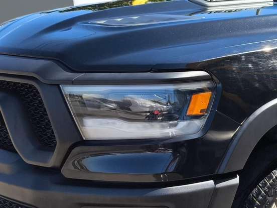 RAM-1500-5.7 V8 GASOLINA REBEL CD 4X4 AUTOMÁTICO RAM-1500-2021