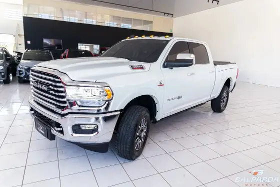RAM 3500 6.7 I6 TURBO DIESEL LIMITED LONGHORN CD 4X4  AUTOMÁTICO
