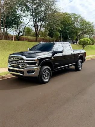RAM 3500 6.7 I6 TURBO DIESEL LIMITED LONGHORN CD 4X4  AUTOMÁTICO