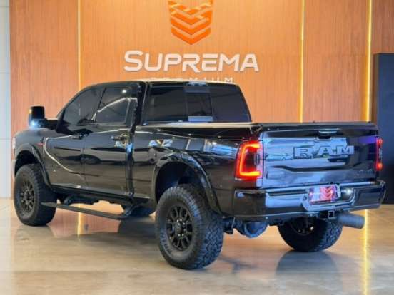 RAM-3500-6.7 I6 TURBO DIESEL LIMITED LONGHORN CD 4X4 AUTOMÁTICO RAM-3500-2023