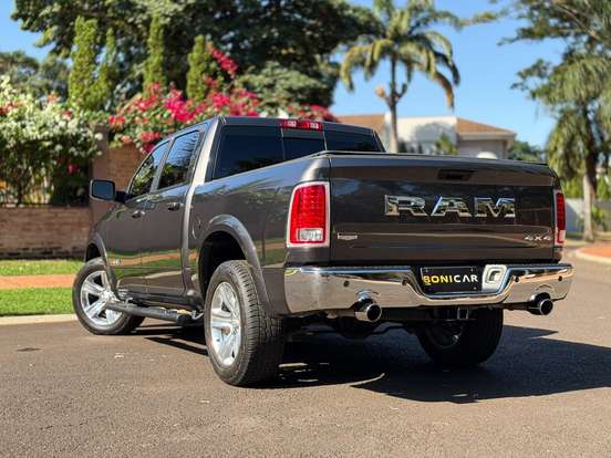 RAM-CLASSIC-5.7 V8 GASOLINA LARAMIE CD 4X4 AUTOMÁTICO RAM-CLASSIC-2023