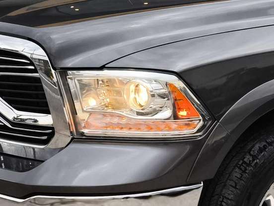 RAM-CLASSIC-5.7 V8 GASOLINA LARAMIE CD 4X4 AUTOMÁTICO RAM-CLASSIC-2023